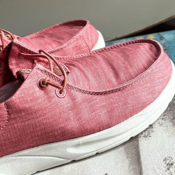 Reef Women’s Pink Cushion Coast Shoes - Picture 2 of 8